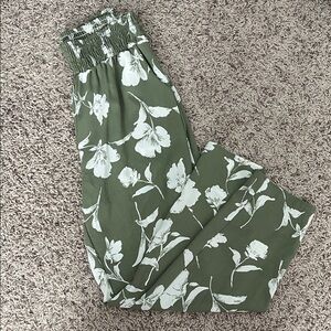 Floral Green and White Pants